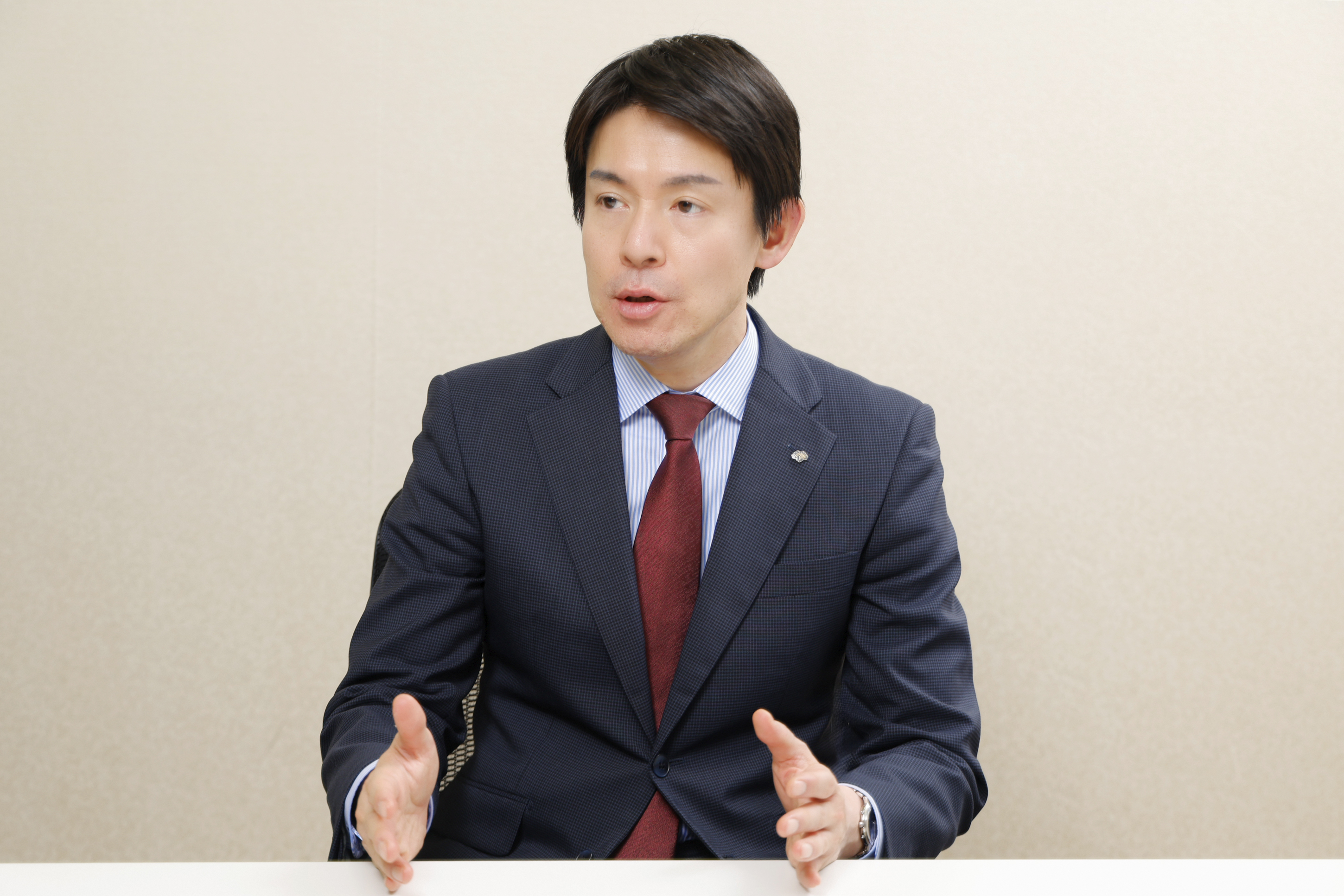 超長期金利が高すぎるのか、5~10年金利が低すぎるのか 円金利見通しポイント 野村證券・宍戸知暁のイメージ