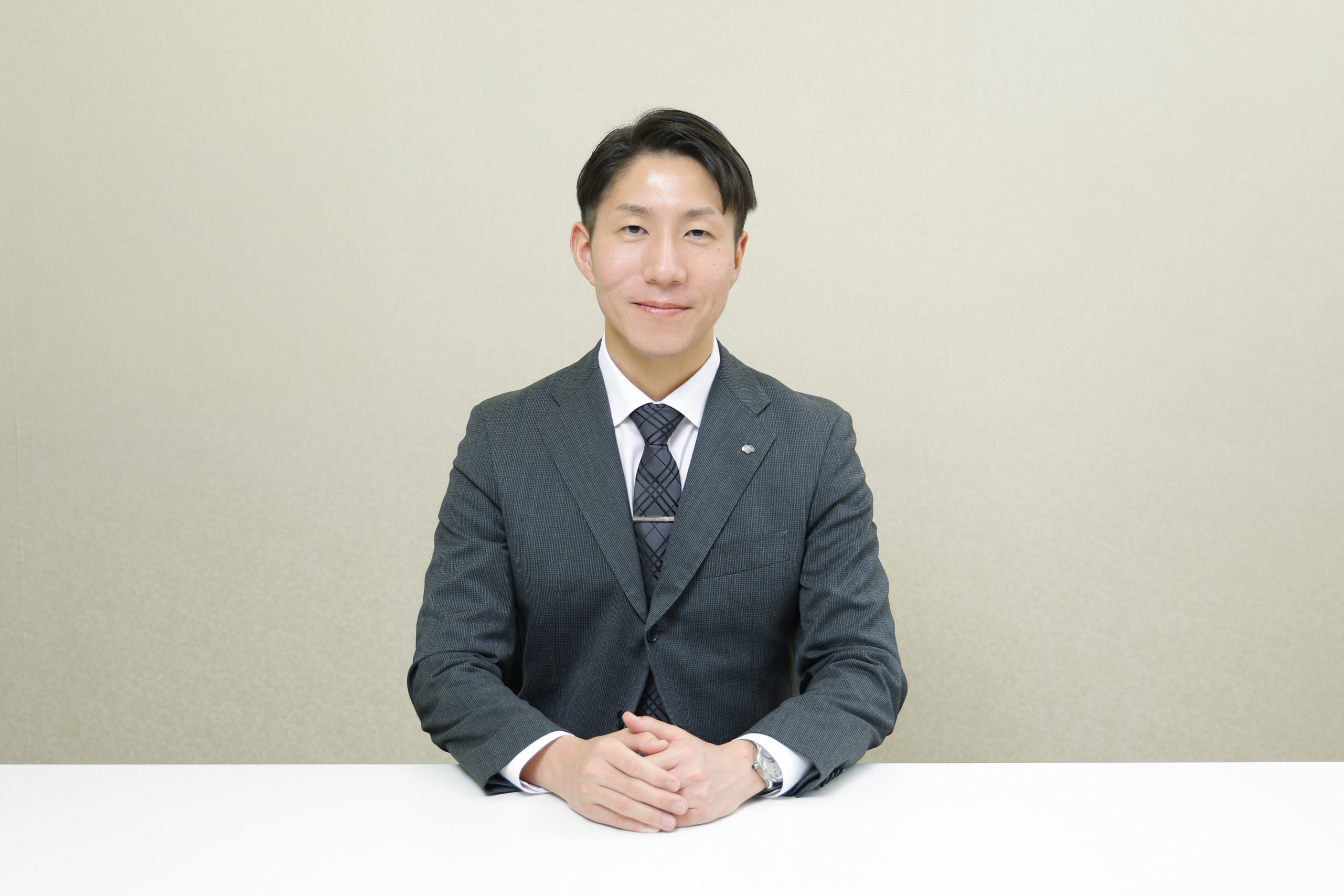 原油高のインバウンド関連株への影響は？　クオンツ×エコノミスト視点でわかった明暗　野村證券・西岡×伊藤のイメージ